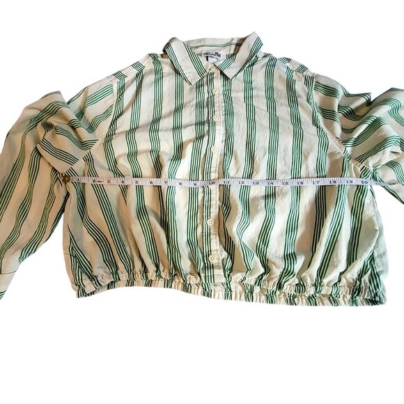 Future Collective Green & White Striped Button-Up  front closure Cropped Shirt L - Picture 3 of 11